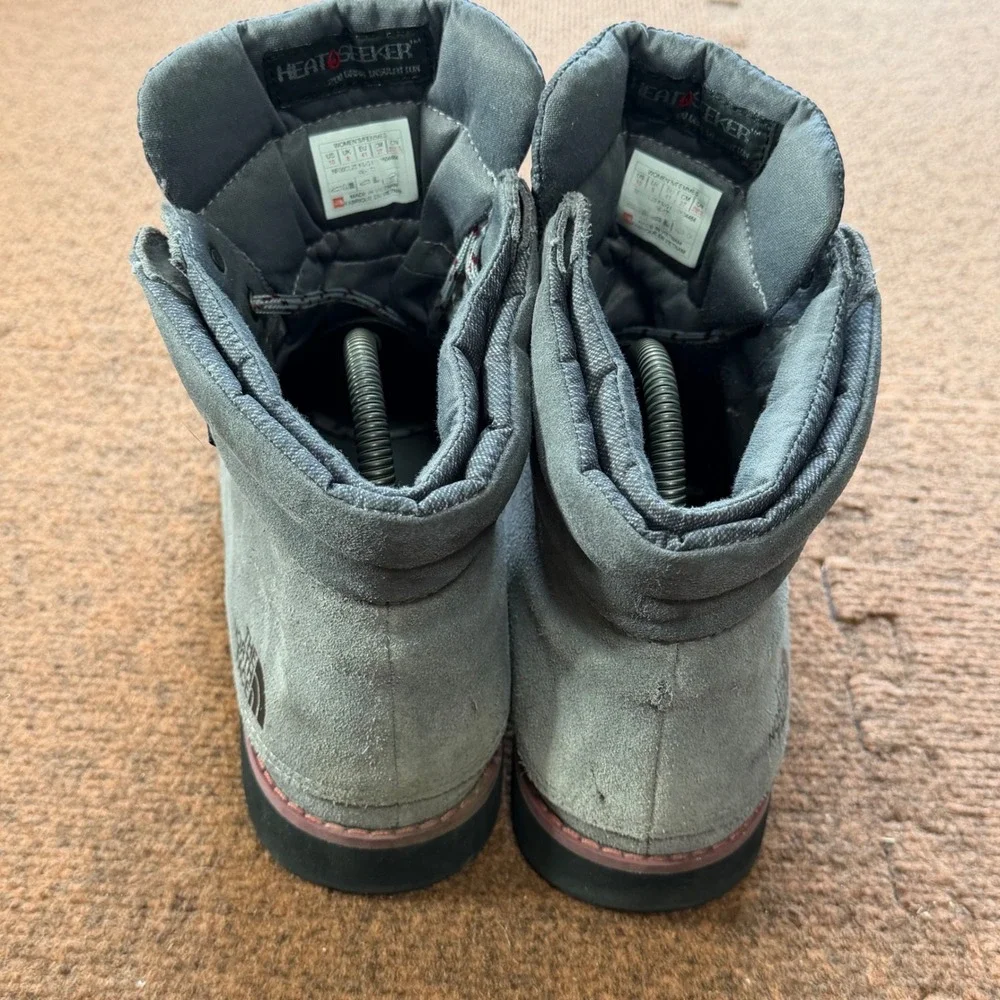 The North Face Ballard Lace II Grey Suede Waterproof Insulated Boots Womens 10